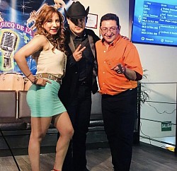 Con Lucero y Fer